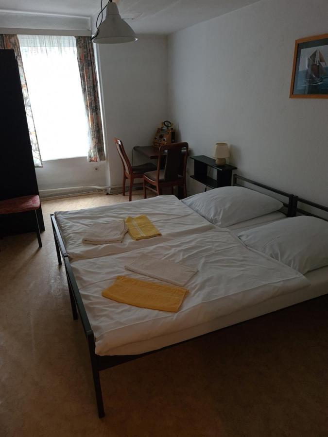 Altstadthotel Zum Goldenen Anker 뤼베크 외부 사진