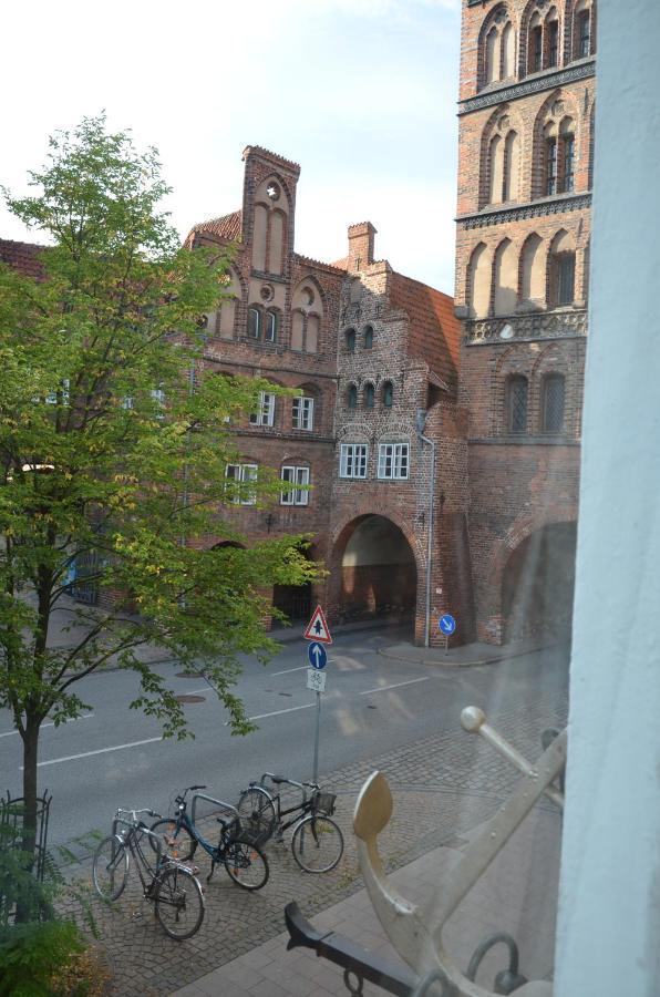 Altstadthotel Zum Goldenen Anker 뤼베크 외부 사진