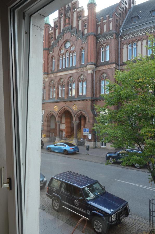 Altstadthotel Zum Goldenen Anker 뤼베크 외부 사진